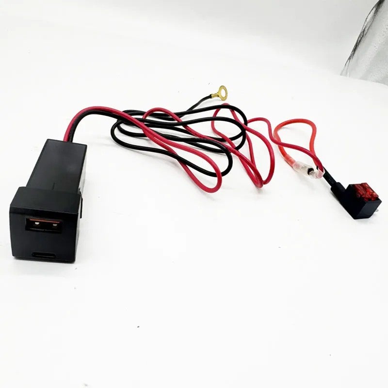 Bluejw Dual USB Car Charger Adapter with Voltmeter, 12-24V Fast Charge Socket for Vehicle Automobile Modification & Safe Charging - Image 4